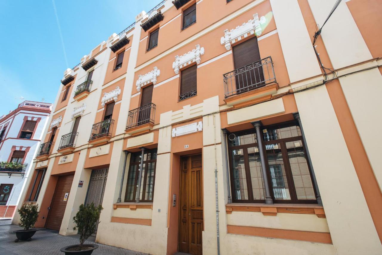 Apartamento Puerta Real - Free Parking Séville Extérieur photo