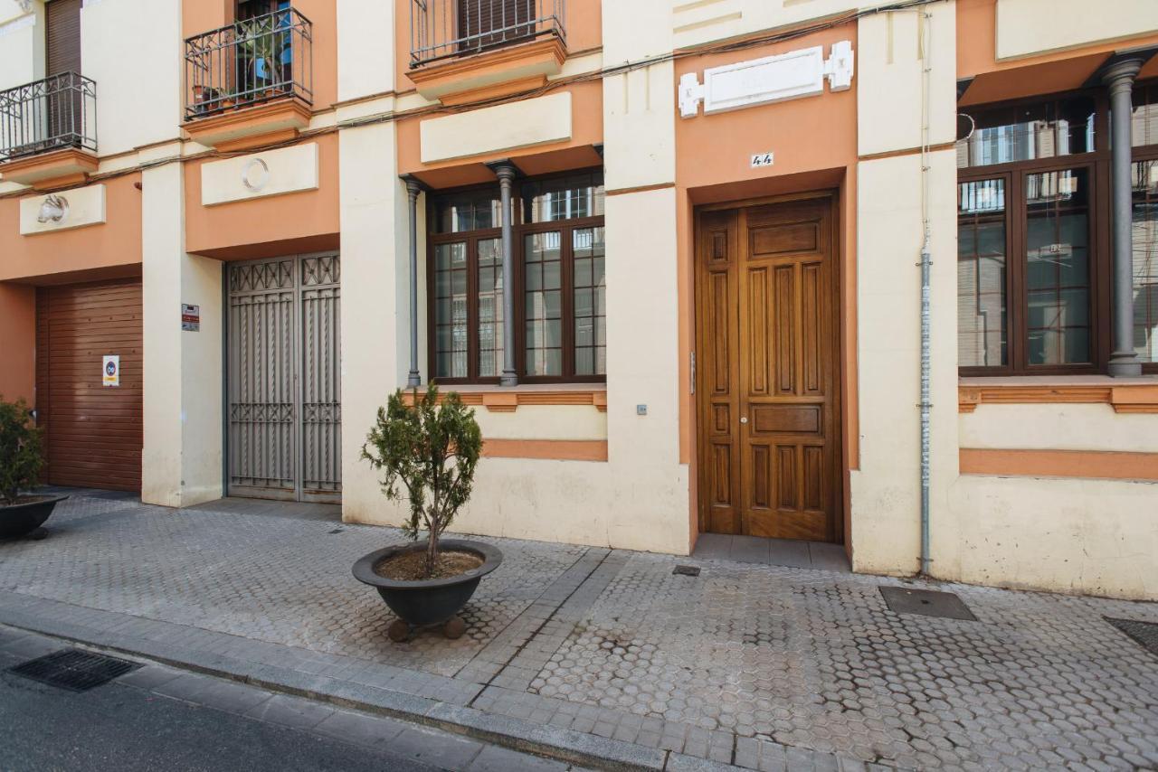 Apartamento Puerta Real - Free Parking Séville Extérieur photo