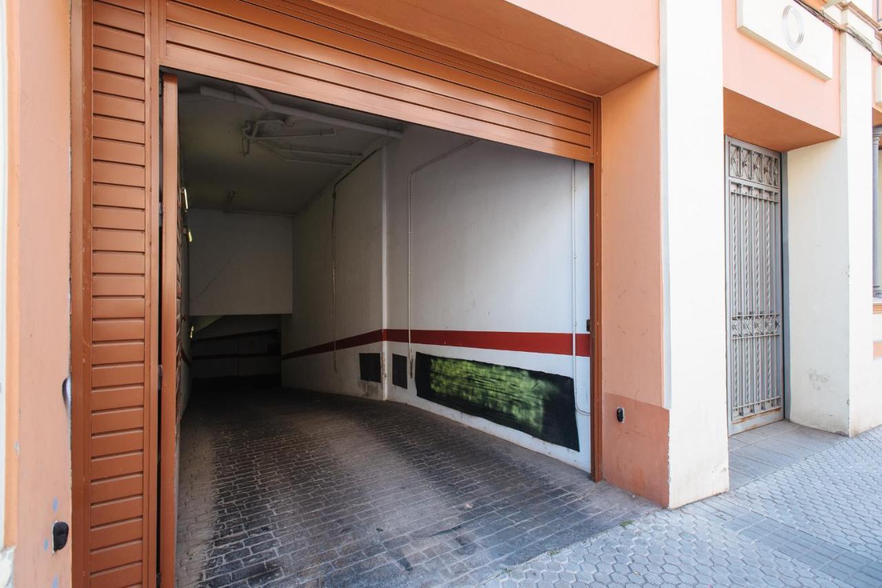 Apartamento Puerta Real - Free Parking Séville Extérieur photo